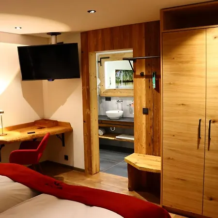 Landsteakhaus 4*