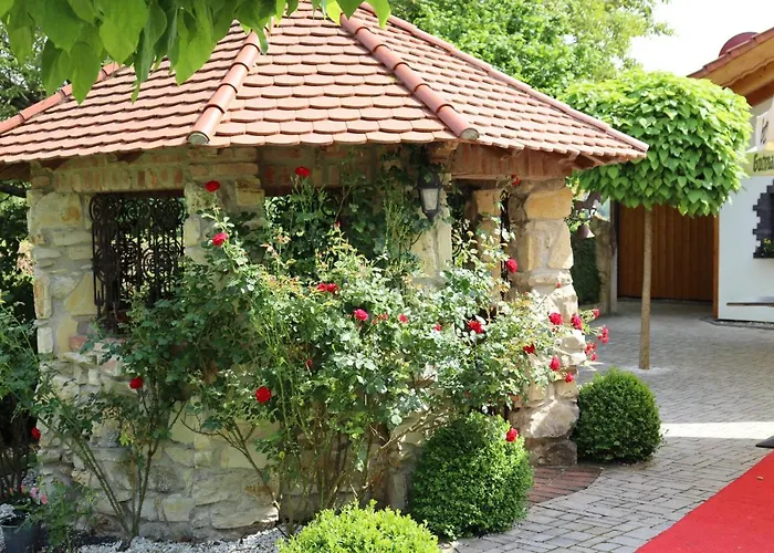 Landsteakhaus 4*