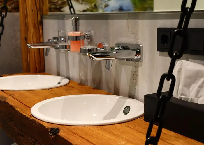 Landsteakhaus בית הארחה 4*