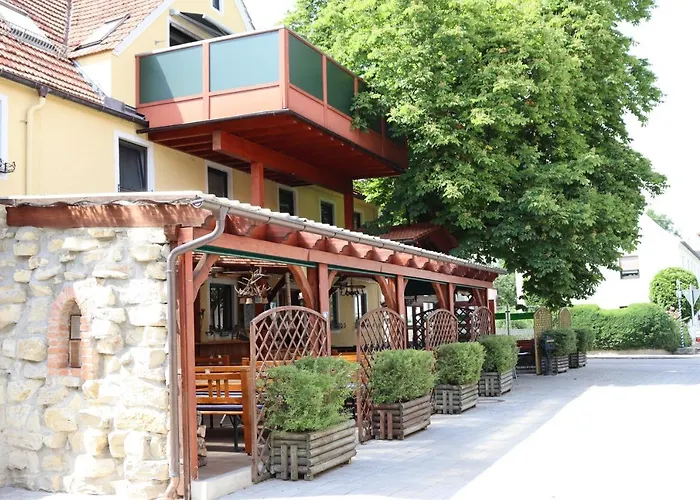 Landsteakhaus בית הארחה 4*