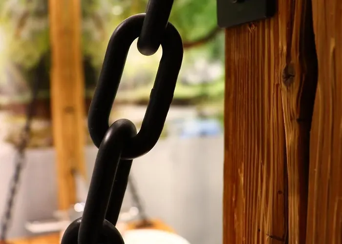 Landsteakhaus בית הארחה