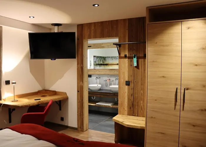 Landsteakhaus בית הארחה 4*