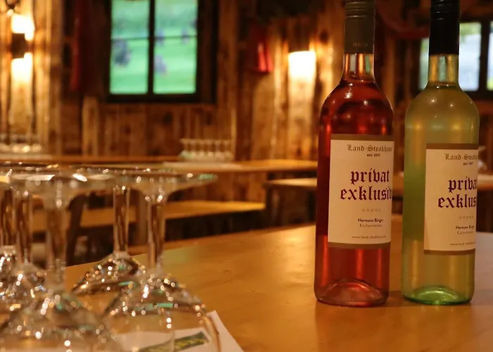 Landsteakhaus בית הארחה 4*