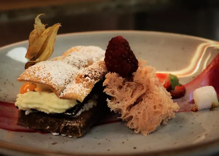 בית הארחה Landsteakhaus 4*